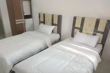 Hotelli Oyo 93100 Harapan Homestay Syariah