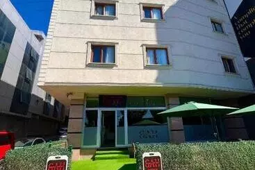 ホテル Güneşli̇ Ai̇rport Sui̇te