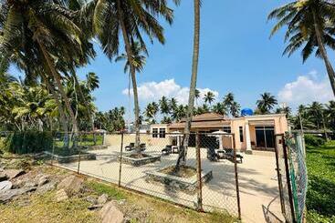 פנסיון House By The Sea By Dbi