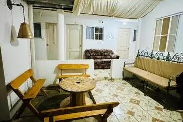 هاستل Hostal Villa Marta