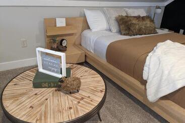 Пансион Lakewoods Urban Suite