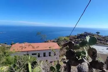 Hostal Albergue Garafía El Tablado