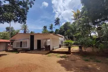 Hotelli Urban Cabins Anuradhapura