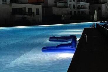 پانسیون Ground Chlat First Row Lagoon 2 Bedrooms At Blanca Marassi