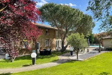 Aamiaismajoitus (B&B) Chambre D Hôte Les Murailles