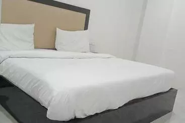 Hotel Twamev Tughlakabad By Raaso Inn