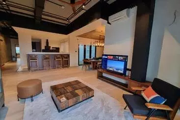 Aparthotel Vaux Park Street   A Collection Of 8 Luxury Lofts