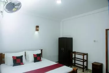 Bed and Breakfast Kadolana Villa