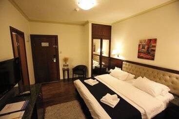 هتل Shepherd Plaza