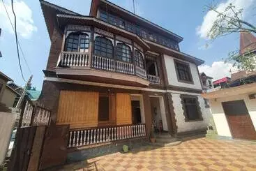 Wazir Palace