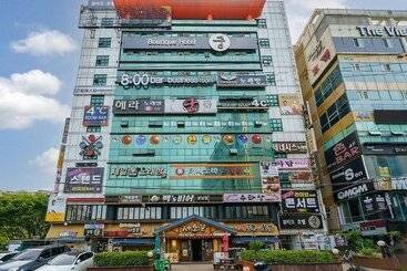 Мотель Changwon Boutique Hotel Gung