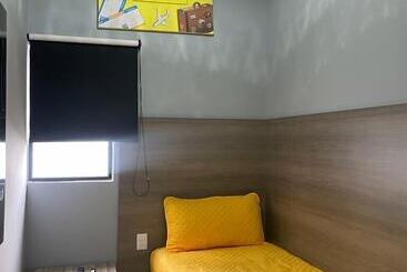 Check Inn Hostal Aeropuerto Gdl   Hostel