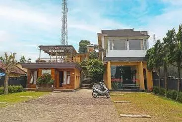 Capital O 91741 Jayagiri