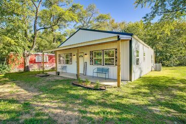 Gîte Rural Charming Home Near Cherokee Riverside State Park!