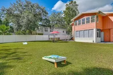 コテージ Pawleys Island Retreat   Golf Cart Included!