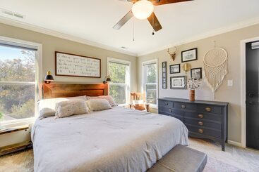 コテージ Riverfront Pollocksville Home W/ Private Beach!