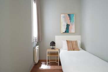 Numa I Caja Apartments