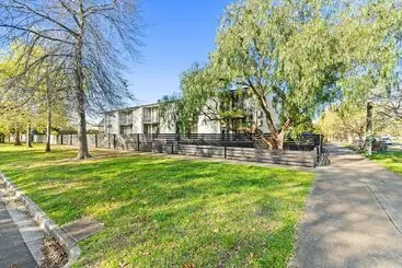 Peppertree Apartments