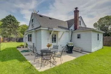 コテージ Private Plainfield Retreat W/ Gas Grill + Patio