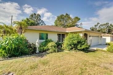 Dom wiejski Tranquil Venice Escape W/ Private Backyard Oasis!