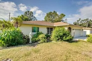 コテージ Tranquil Venice Escape W/ Private Backyard Oasis!