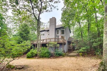 Hus på landet Wintergreen Resort Home W/ Deck, 1 Mi To Skiing!