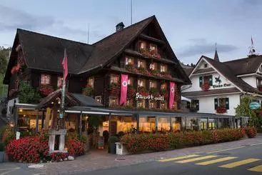 Hotel Jagdschloss – Swisschalet Merlischachen