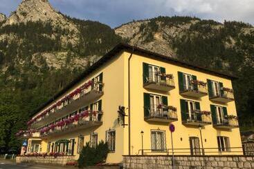 See Hotel Post Am Attersee