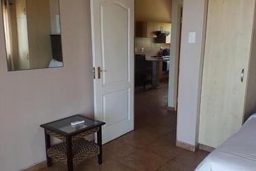 ホテル Golden Dawn Chalets