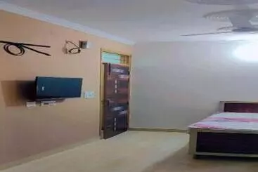 Pop 80730e Hotel Rajeshwari