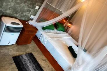 Hotel Rain Forest Star