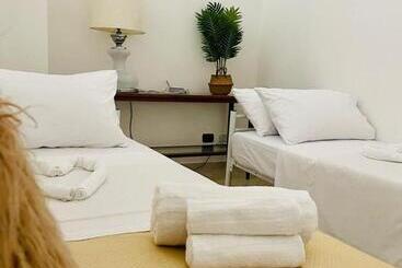 هتل آپارتمان Wild Rooms&house