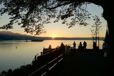 هاستل Privatzimmer 300m Zur S Bahn Jona