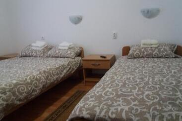 膳宿费 Vila Vuk Wolf