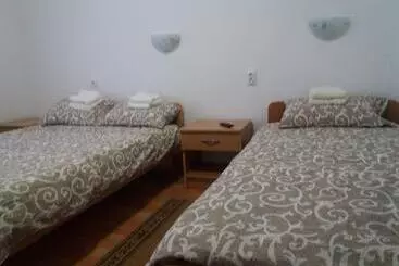 Majatalo Vila Vuk Wolf