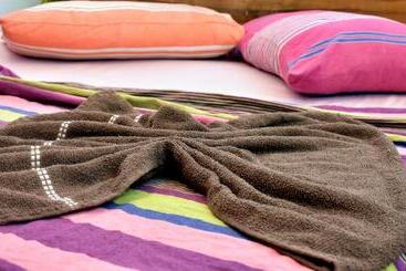 فندق Ninety Nine Grand