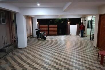 Hotel Alif Serviced  Apartments