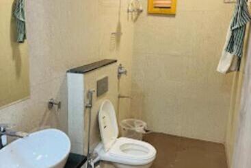 Szálloda King S Imperial , Kiratpura