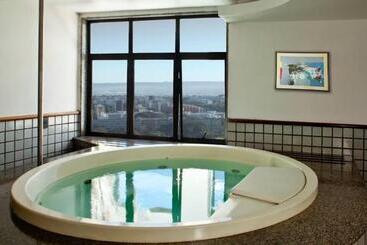 هتل آپارتمان Flat Central