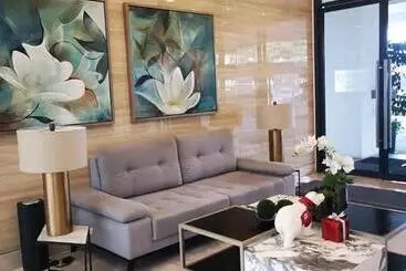 Hotel Benjamin S Crib Staycation