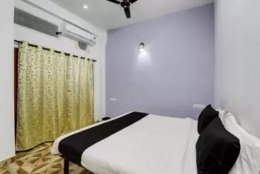 Oyo Flagship Hotel Classic Inn