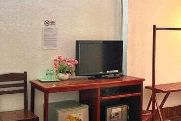 پانسیون Maylayguesthouse1