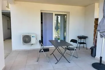 Huoneistohotelli Residence Marina Di Bravone