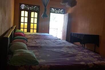 פנסיון Hiru Kataragama Resort