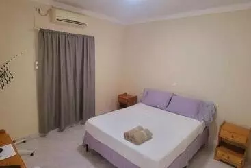 تختخواب و صبحانه Opensky