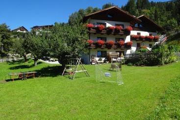 ホテル Haus Hackl