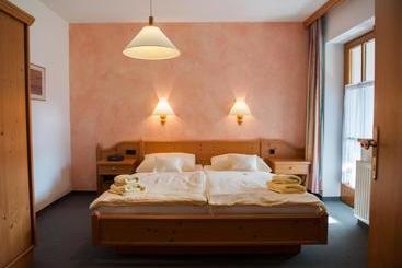 فندق Resort Amadeus Landhaus Amadeus