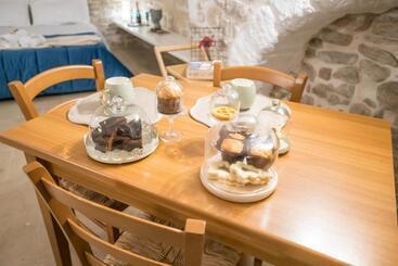 تختخواب و صبحانه Charmeroom Dimora D Incanto