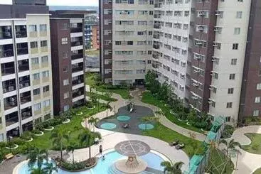 Hotelli Avida Iloilo Tower 3 411