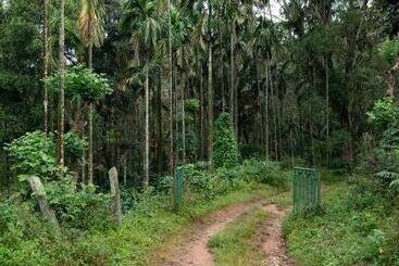 Albergue Espresso Escape By Jadecaps 3bhk Chikamagalur